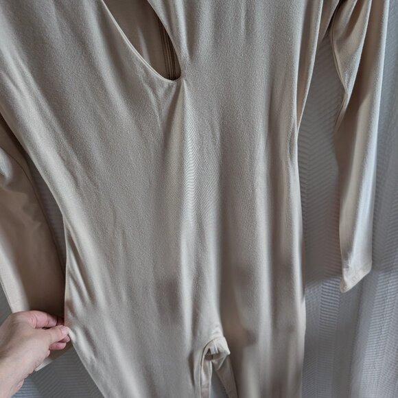 Naked wardrobe Butter It Up Jumpsuit cut-out catsuit Neutral size Medium - Picture 6 of 9